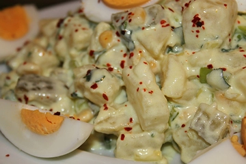 Soslu Patates Salatası Tarifi ve Malzemeleri